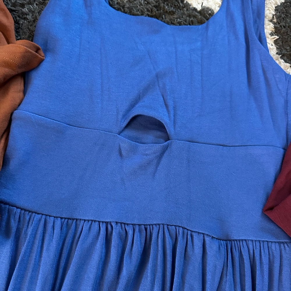 Women’s Rompers - Picture 2 of 3